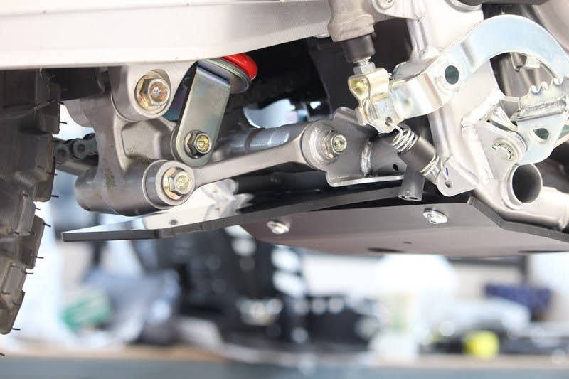 Honda CRF300L / CRF250L Linkage Guard – AXP Racing