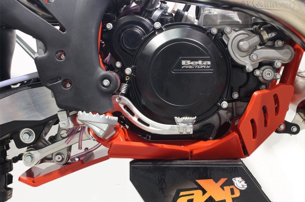 Beta RR250/300 2T Skid Plate – AXP Xtrem
