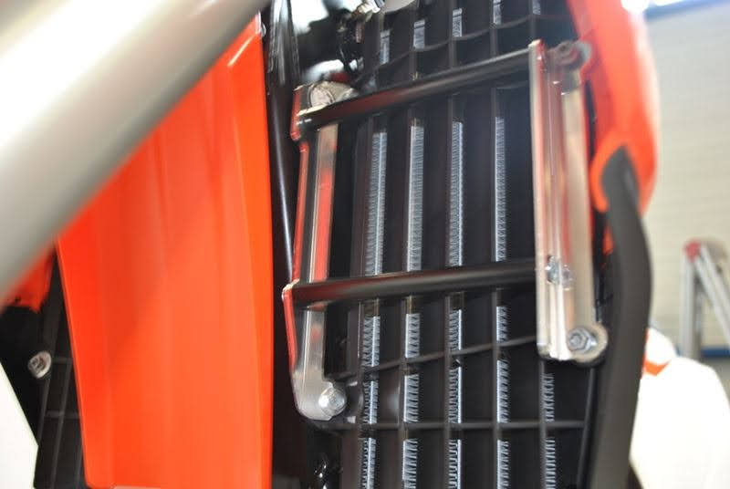 KTM / Husqvarna 125–500 Radiator Guards – AXP Racing